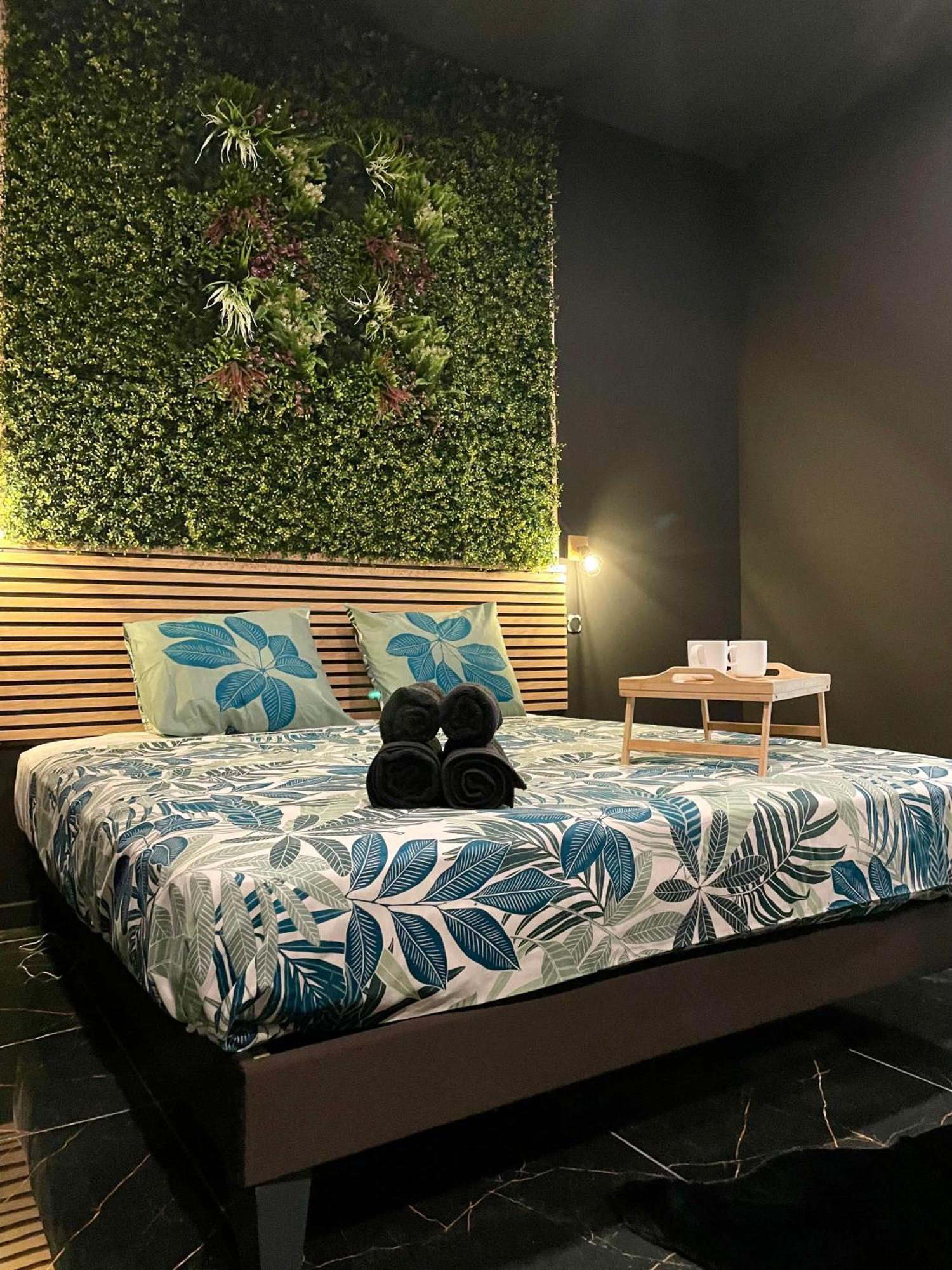 Jungle Love Room De L Hermitage Турнон-сюр-Рон Екстер'єр фото